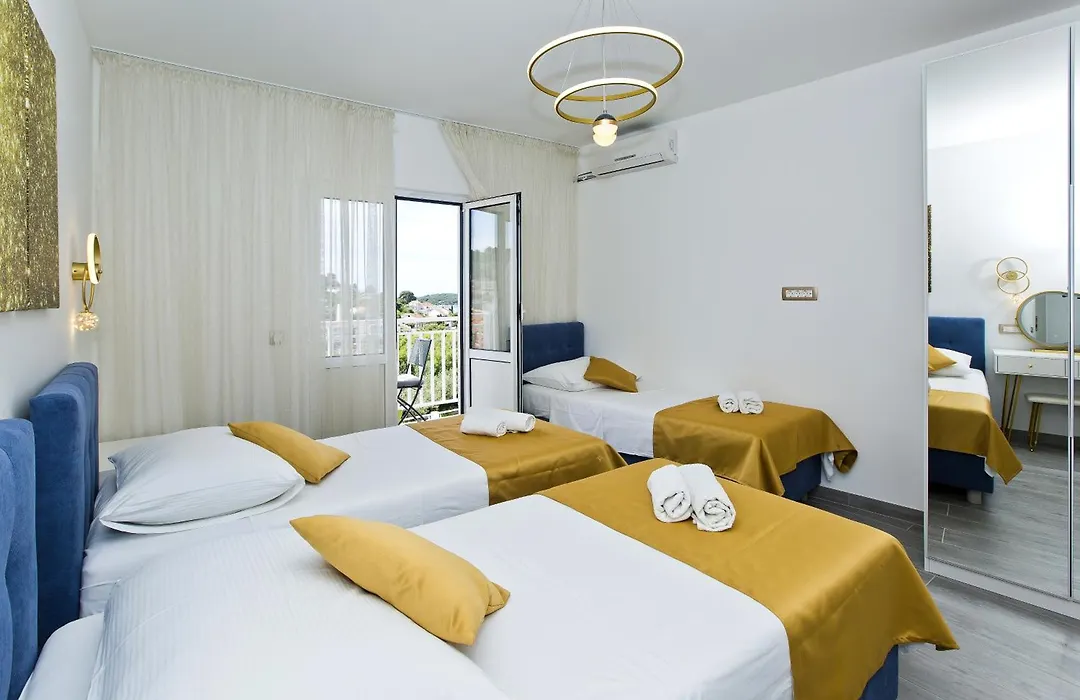 Hostel Villa Zorana-1